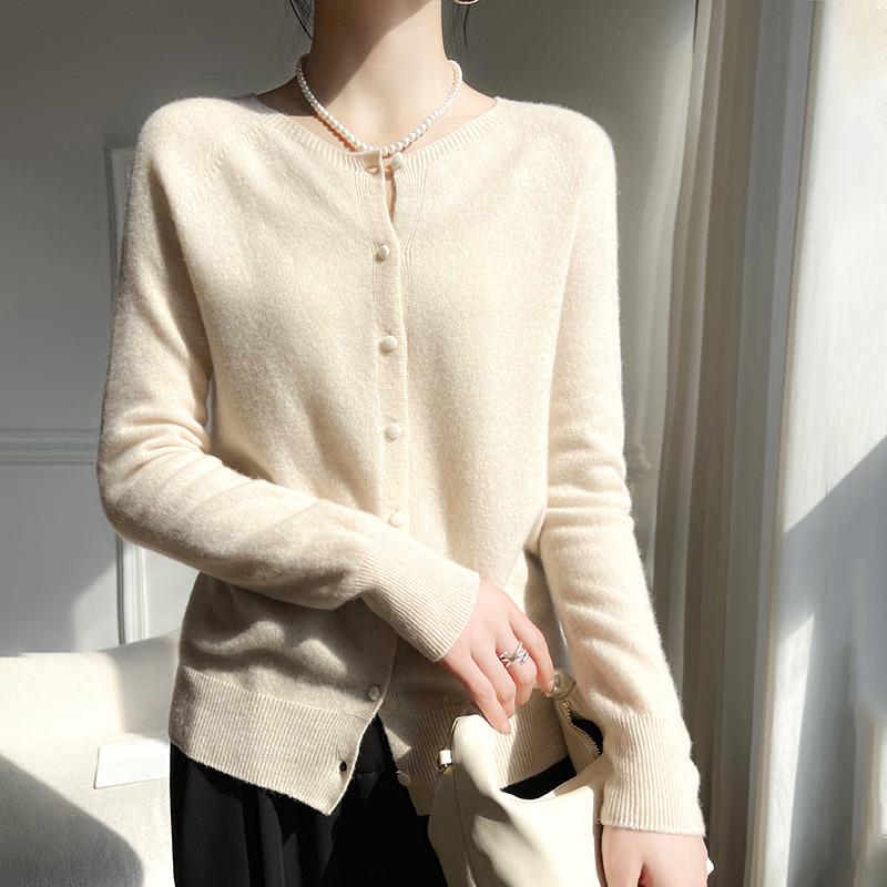 WinvyNee, новинка 2024 года, т – обзор и цена Wool Blend Coat